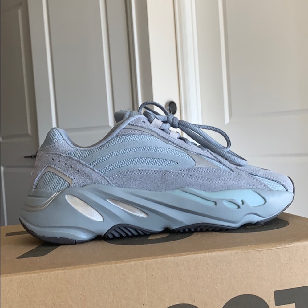 Yeezy Boost 700